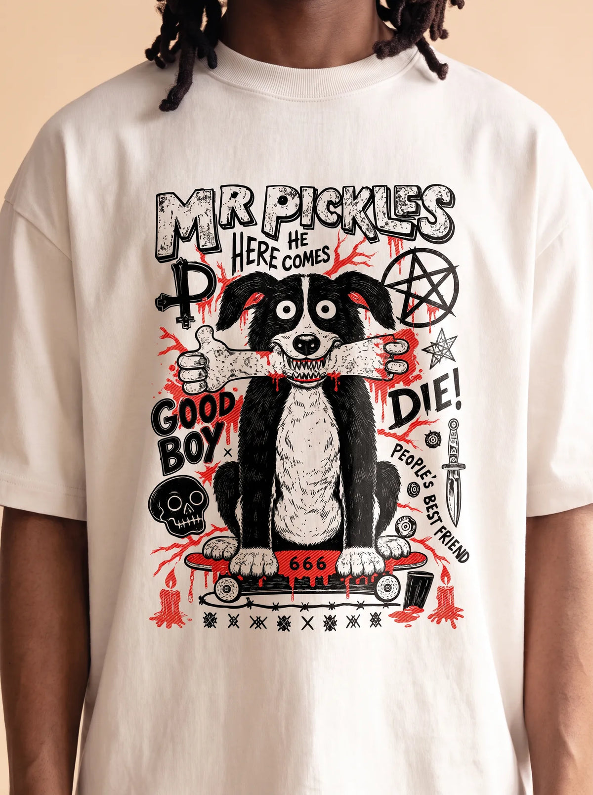 Camiseta Oversized Mr. Pickles Masculina Off-White