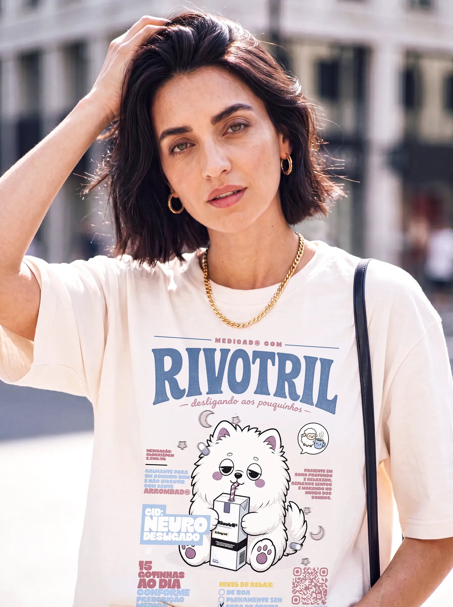 Camiseta Oversized Neurodesligado Feminina Off-White