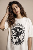 Camiseta Oversized No Fue Magia, Fue Terapia Feminina Off-White