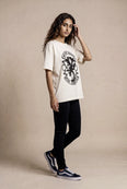 Camiseta Oversized No Fue Magia, Fue Terapia Feminina Off-White