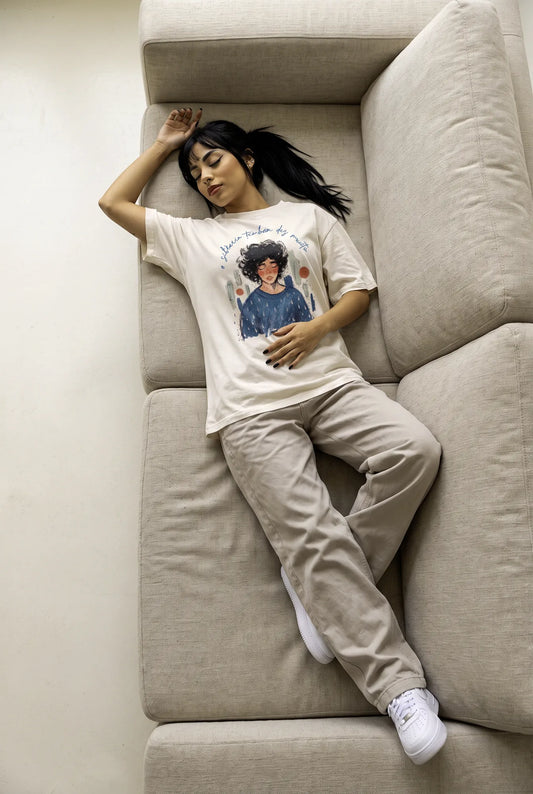 Camiseta Oversized O Silêncio Também Diz Muito Feminina Off-White