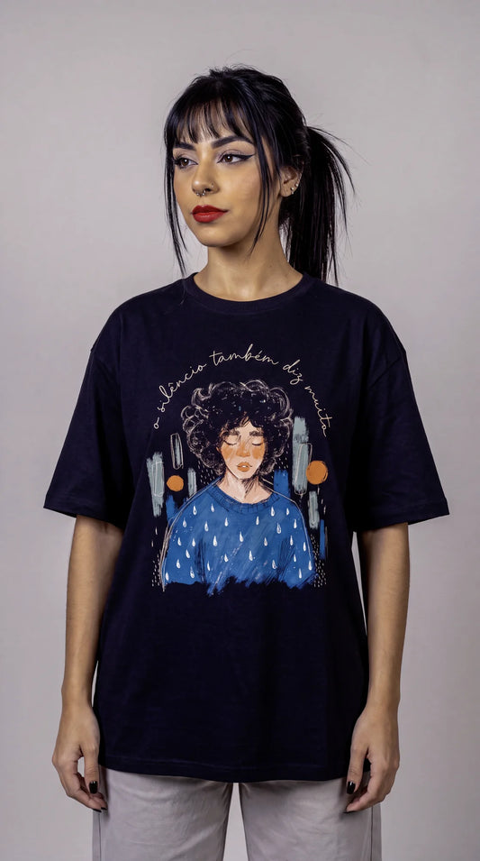 Camiseta Oversized O Silêncio Também Diz Muito - Feminina