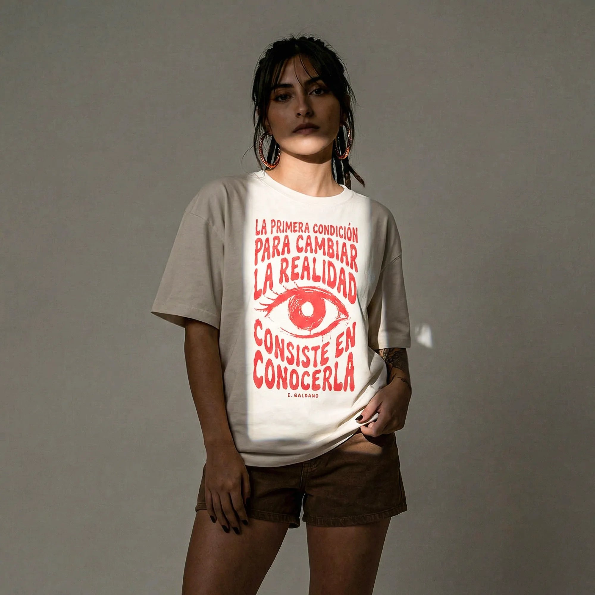 Camiseta Oversized Para Cambiar la Realidad Feminina Off-White