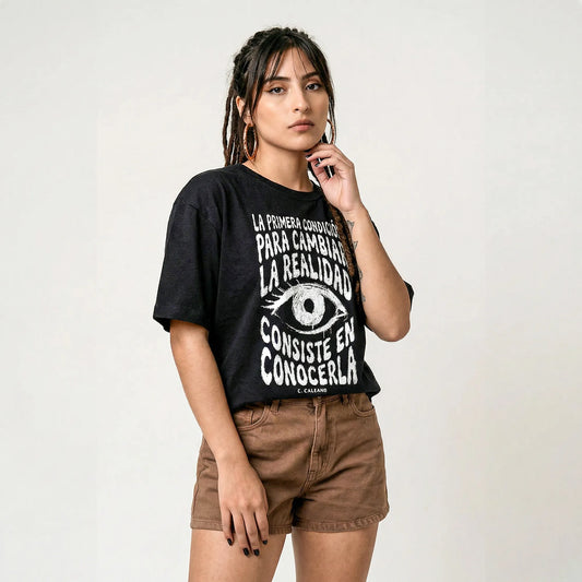 Camiseta Oversized Para Cambiar la Realidad Feminina Preto