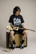 Camiseta Oversized Ramones Feminina Preto