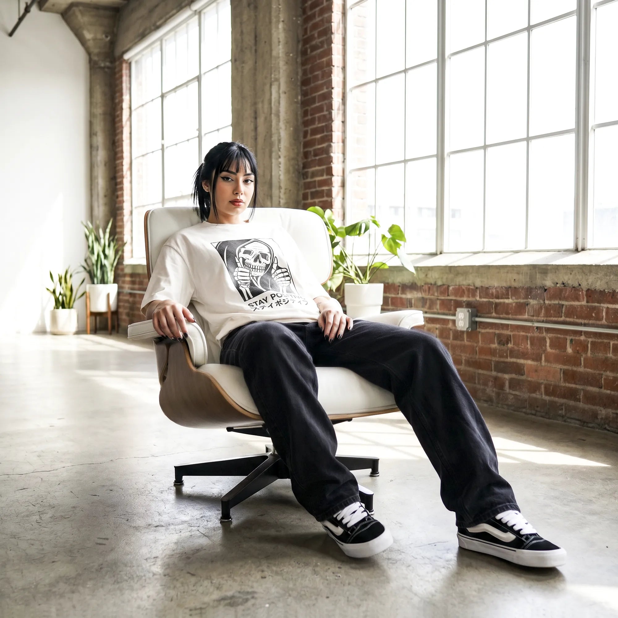 Camiseta Oversized Stay Positive Feminina Off-White