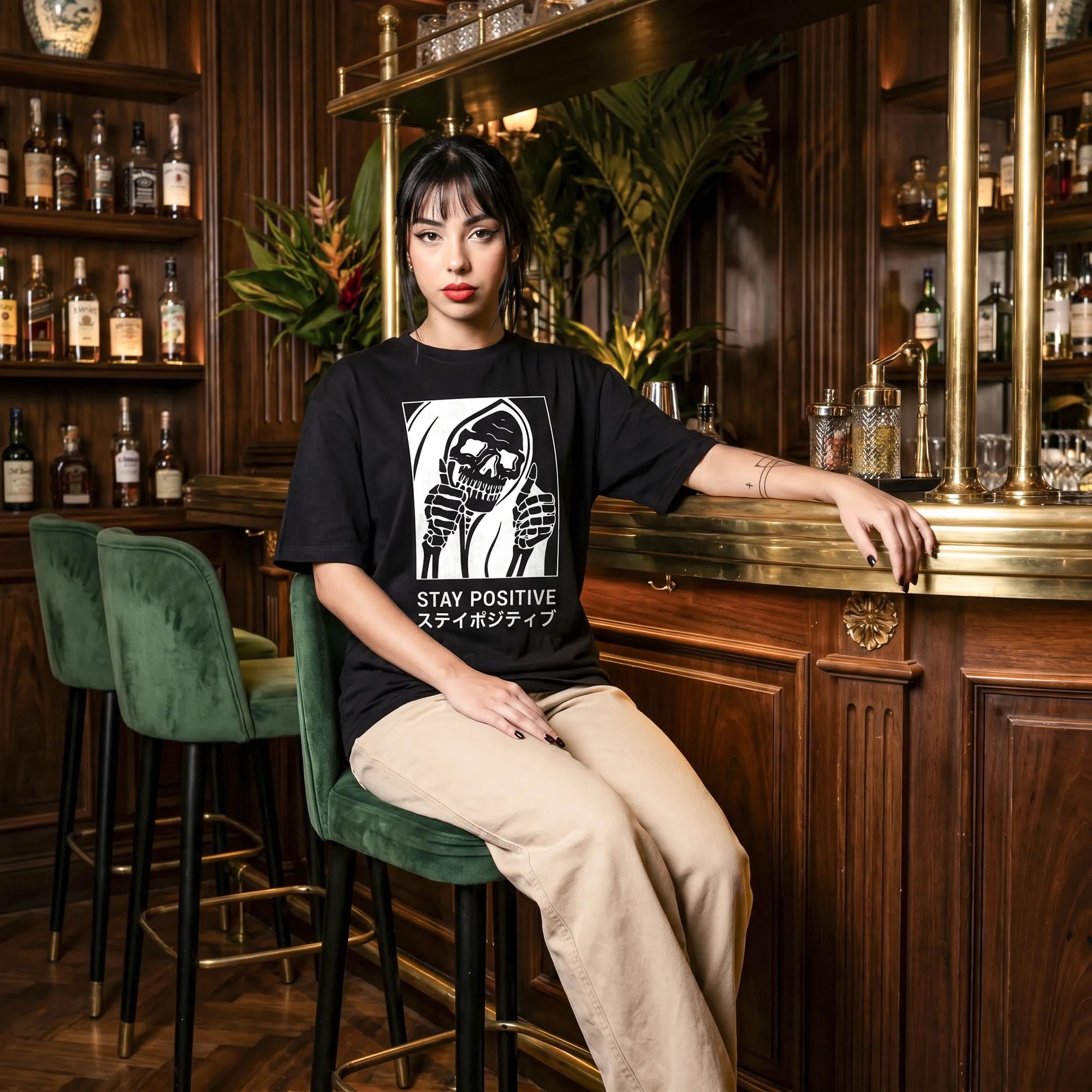 Camiseta Oversized Stay Positive Feminina Preto
