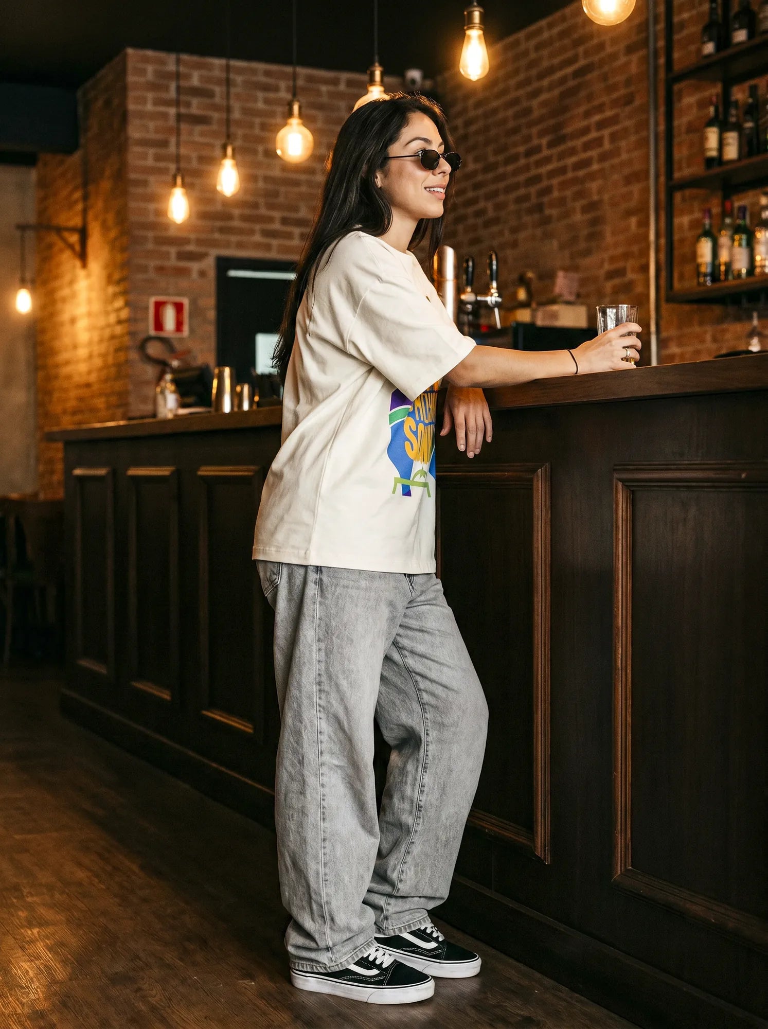 Camiseta Oversized Viver é melhor que sonhar Feminina Off-White